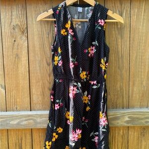 Old Navy Yellow and Pink Sleeveless V-Neck Sundress